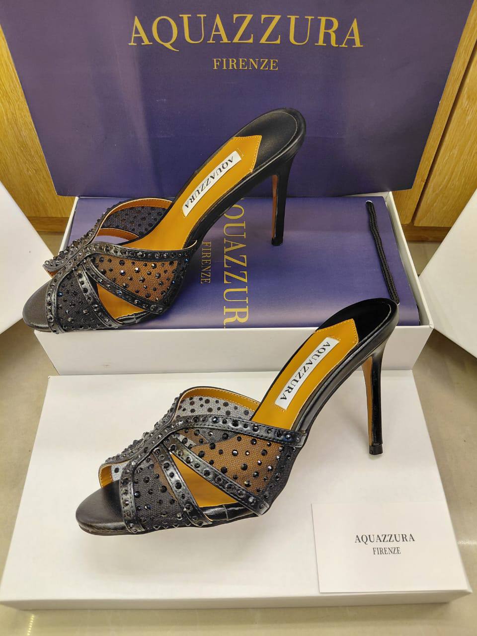 Aquazzura 

High Heels,
Good Quality,

New Arrived 
Size 36 To 41
120DHS🇦🇪🇦🇪🇦🇪

Zain120
♥️♥️♥️