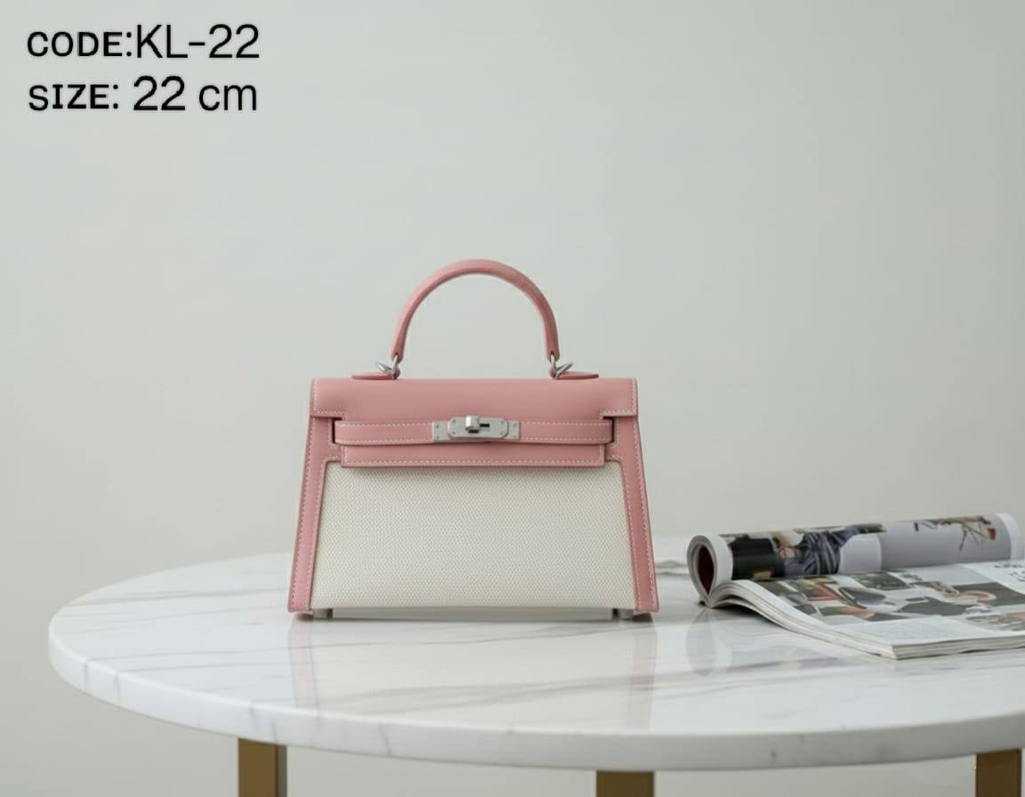 HERMES ᴋᴇʟʟʏ
sɪʟᴠᴇʀ ʜᴀʀᴅᴡᴀʀᴇ
ᴡɪᴛʜ ʟᴏɴɢ ʙᴇʟᴛ sᴛʀᴀᴘ
sɪᴢᴇ : 22 cm
ᴡɪᴛʜ BOX

95 dhs🇦🇪🇦🇪🇦🇪

ɢᴏᴏᴅ ǫᴜᴀʟɪᴛʏ ᴍᴀᴛᴇʀɪᴀʟ
Zain31
♥️♥️♥️