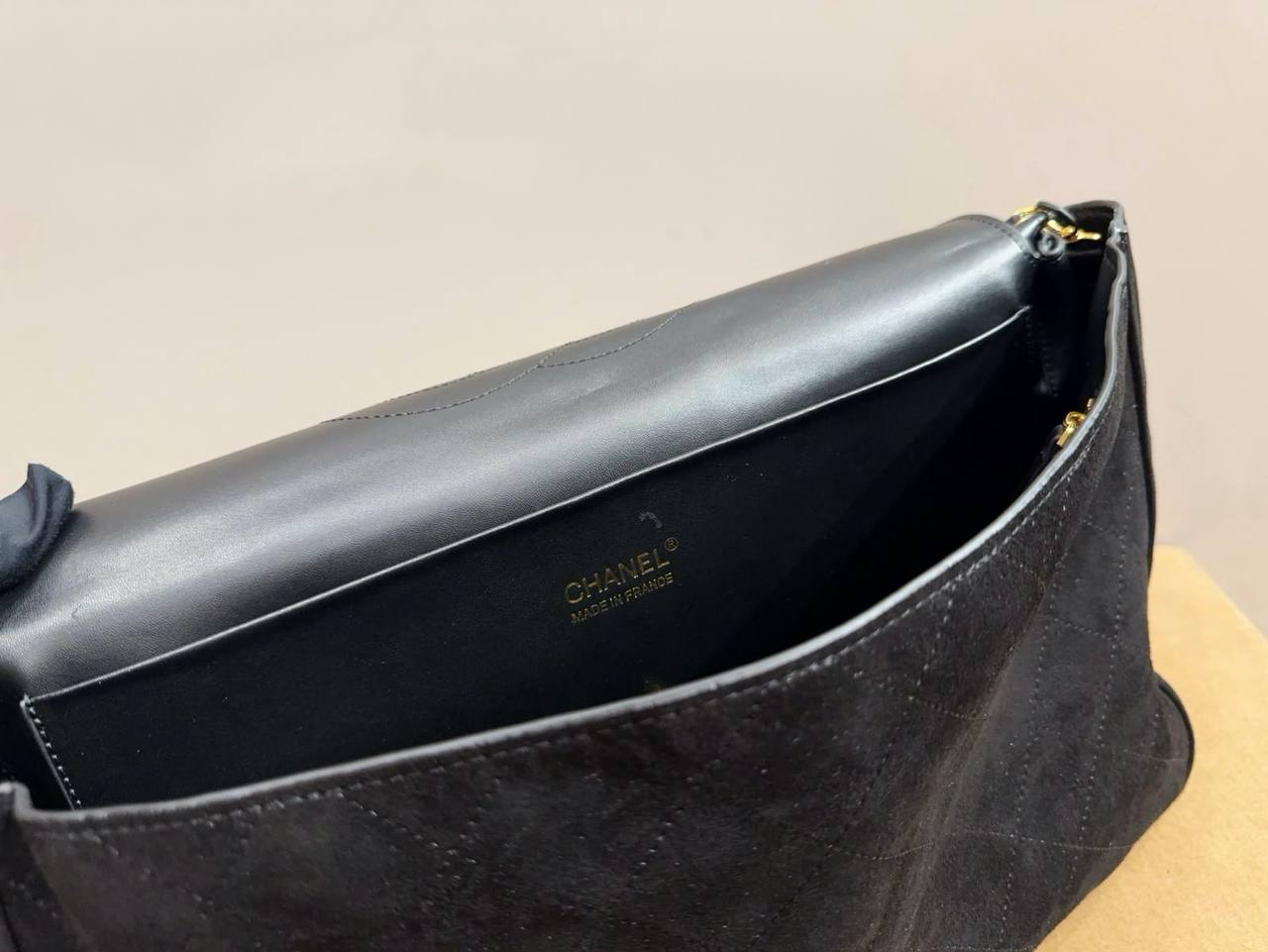 CHANEL 

COPY ONE 

NEW CAME 

200  DHS.🇦🇪🇦🇪🇦🇪

Size:40cm

Zain295
♥️♥️♥️