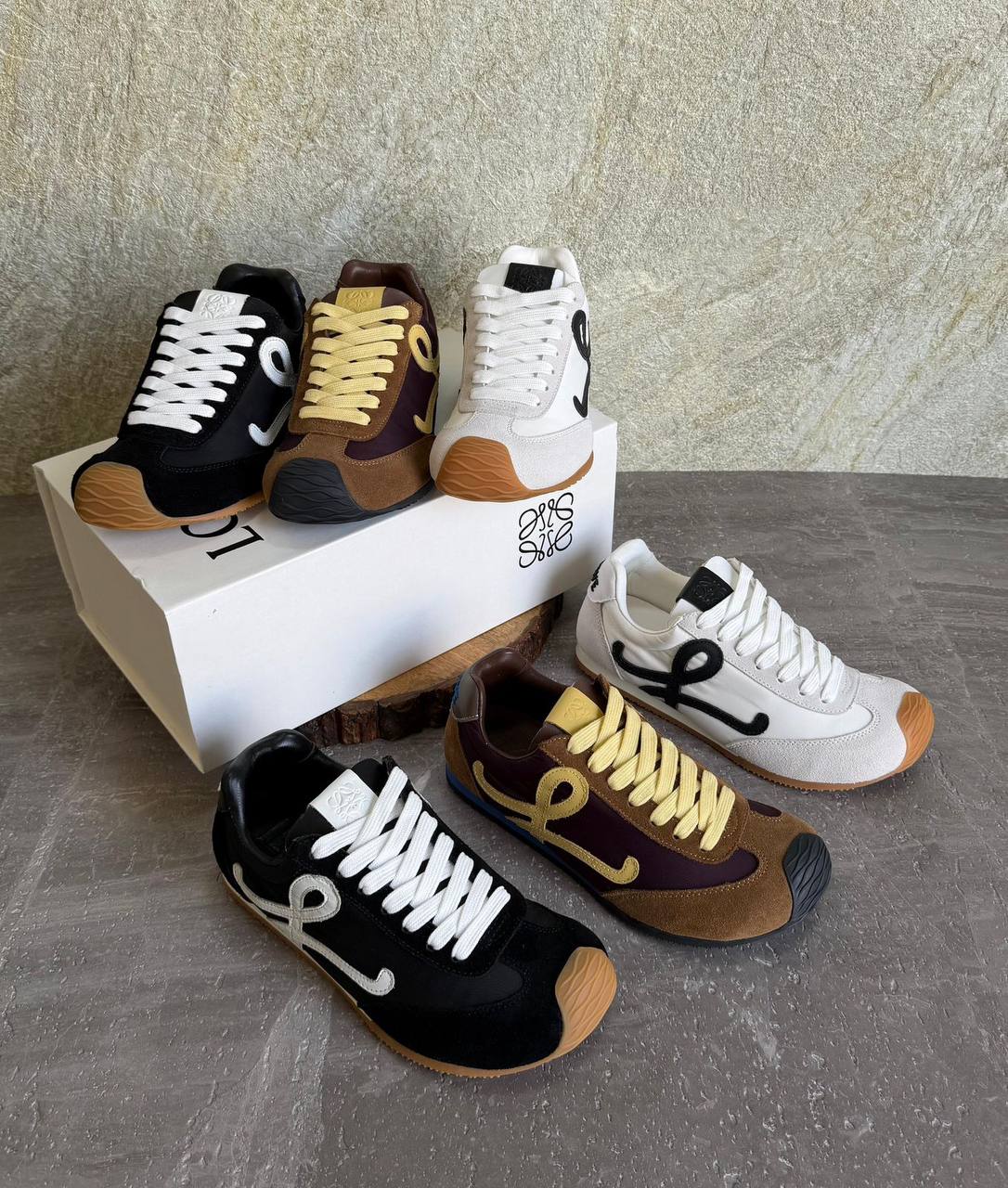 LOEWE
SuperMaster Quality 💯
450 dhs✅
Size: 36-41💥

Zain171
♥️♥️♥️