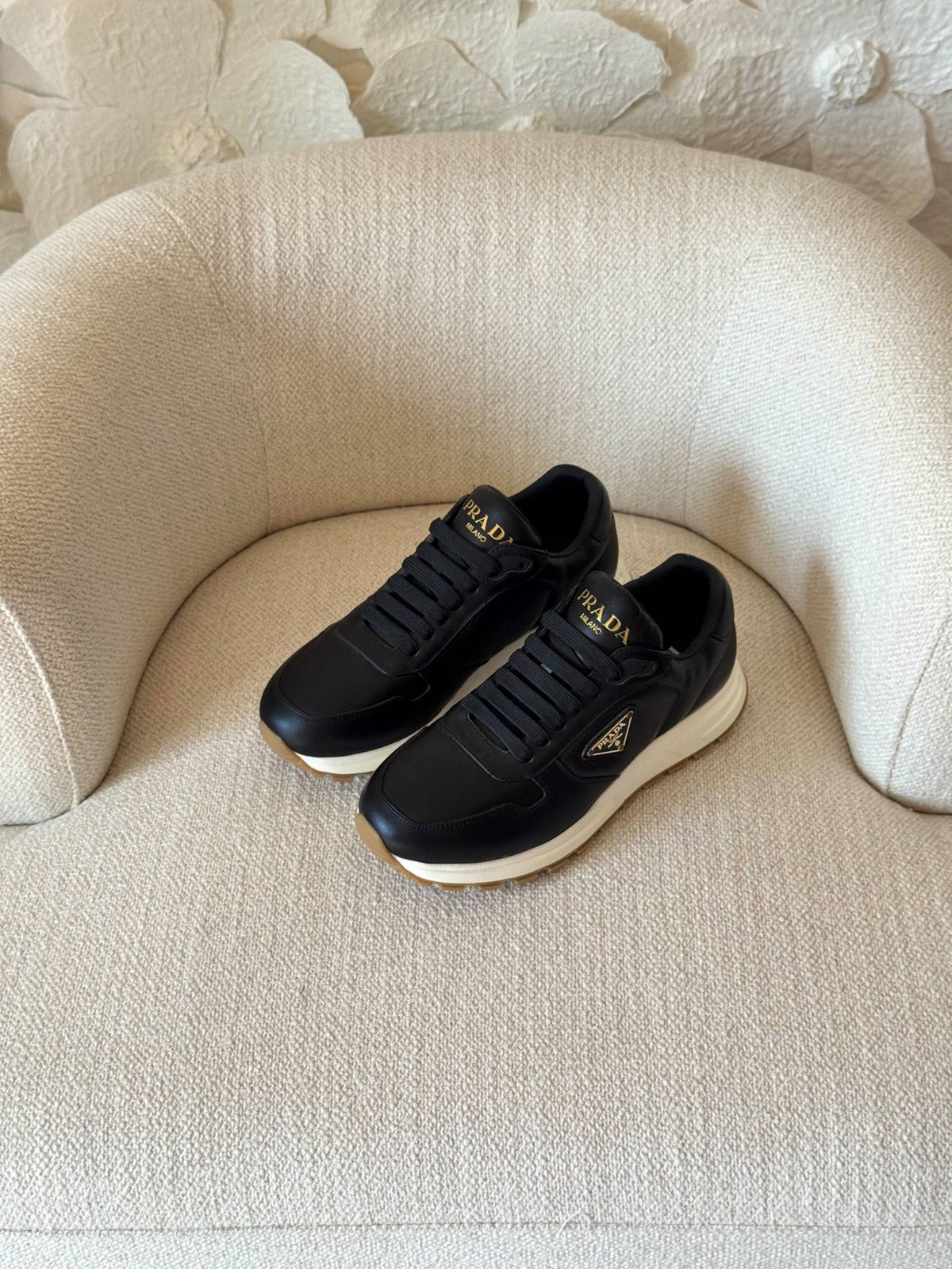 Prada Sneakers

Vip Quality

Size: 40 to 46
480 dhs🇦🇪🇦🇪

Zain185
♥️♥️♥️