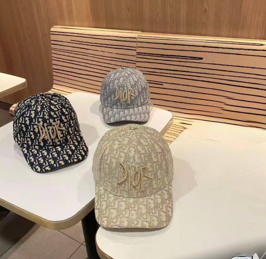 Mixed caps

40 dhs🇦🇪🇦🇪

Zain93
♥️♥️♥️