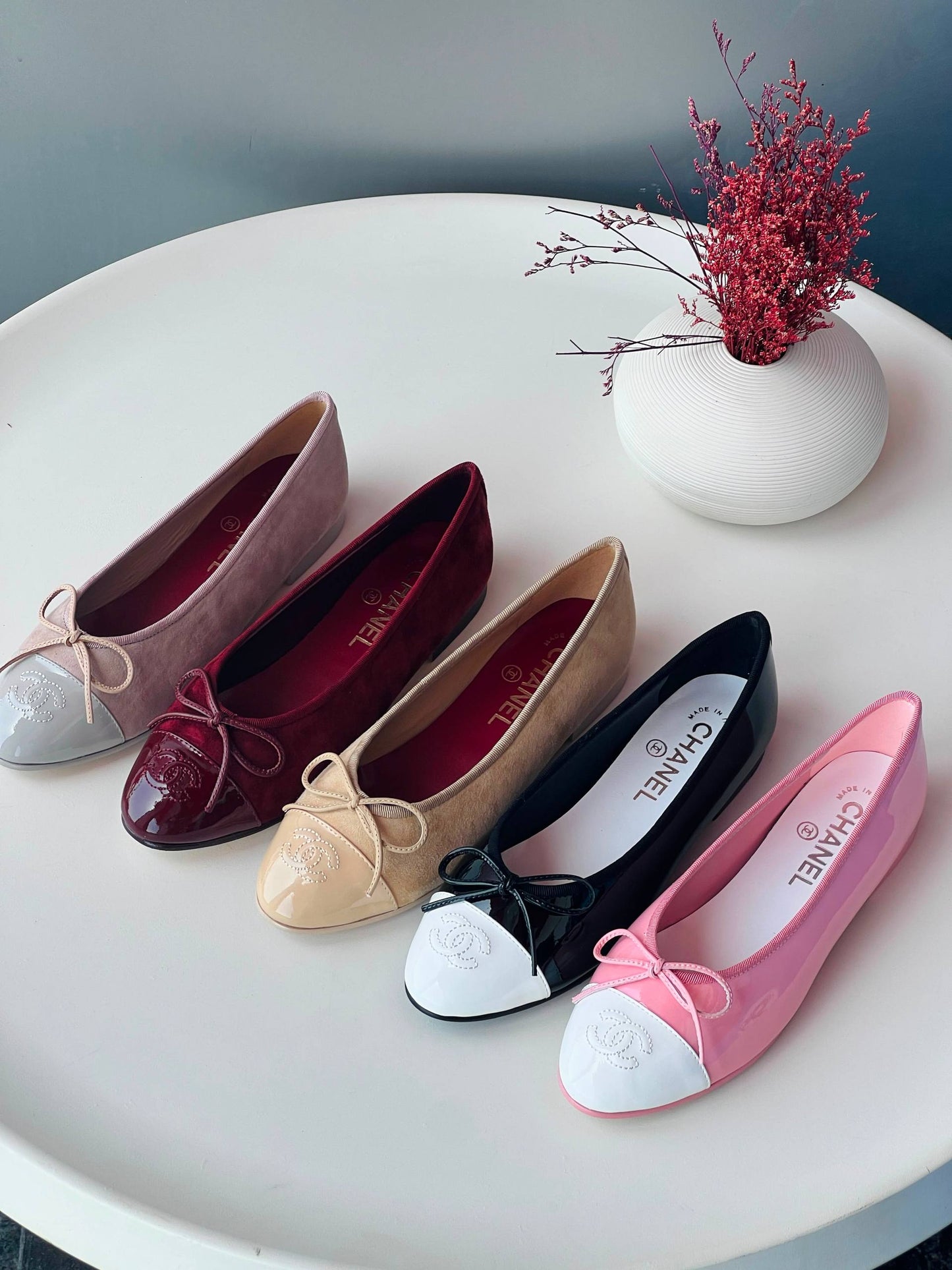 CHANEL
Size 36-41
_Super master high quality_🪡
450 dhs✅

Zain176
♥️♥️♥️