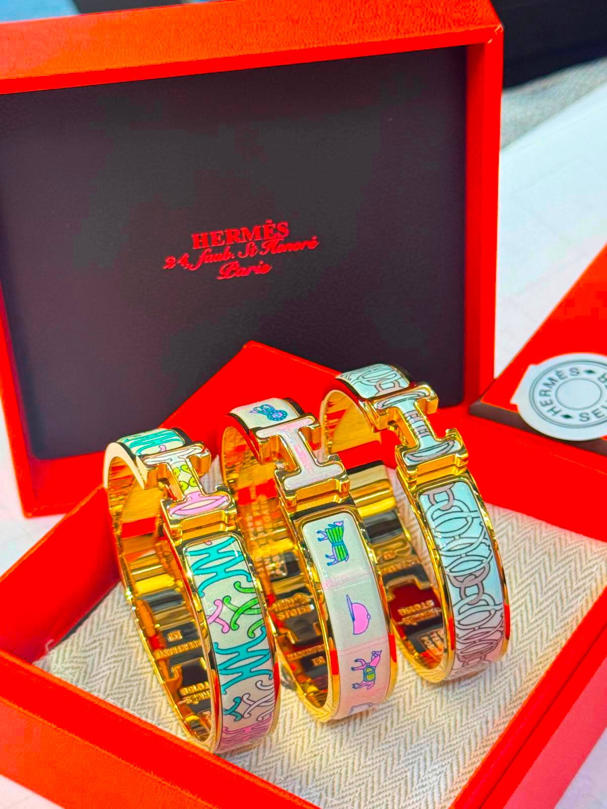 Super Master Accessories
For Price 👇 WhatsApp✅
0568585901 
0507557372
0552275751 Owner Zain 👌

Zain106
♥️♥️♥️