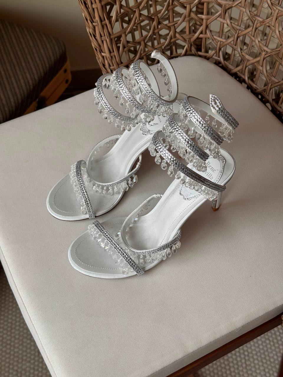 RENE CAOVILLA 
✨ Collection
👠 36–41
💎 Premium Quality
🔥 Super Master
550 dhs🇦🇪🇦🇪

Zain198
♥️♥️♥️
