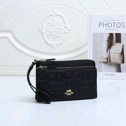 Coach
Small hand bag
50 dhs✅

Zain136
♥️♥️♥️