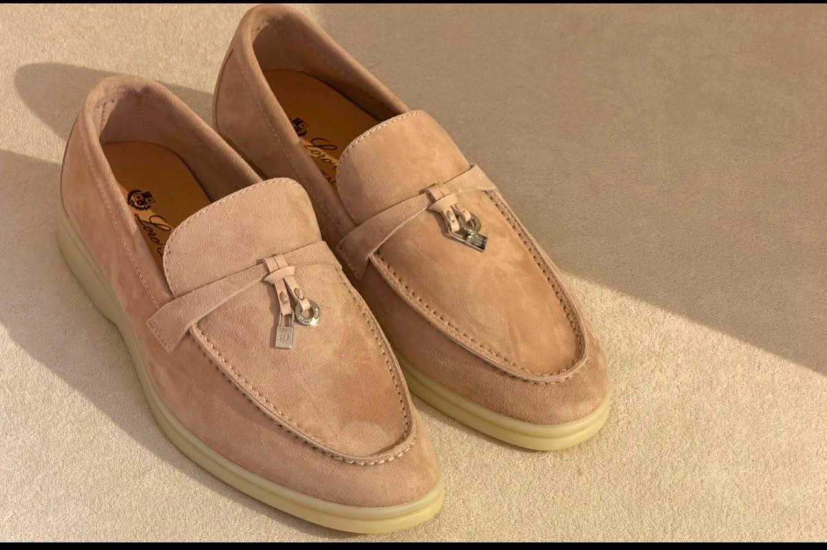 LORO PIANA 
QUALITY: SUPER MASTER 💥😍
450 dhs🇦🇪🇦🇪

Zain319
♥️♥️♥️