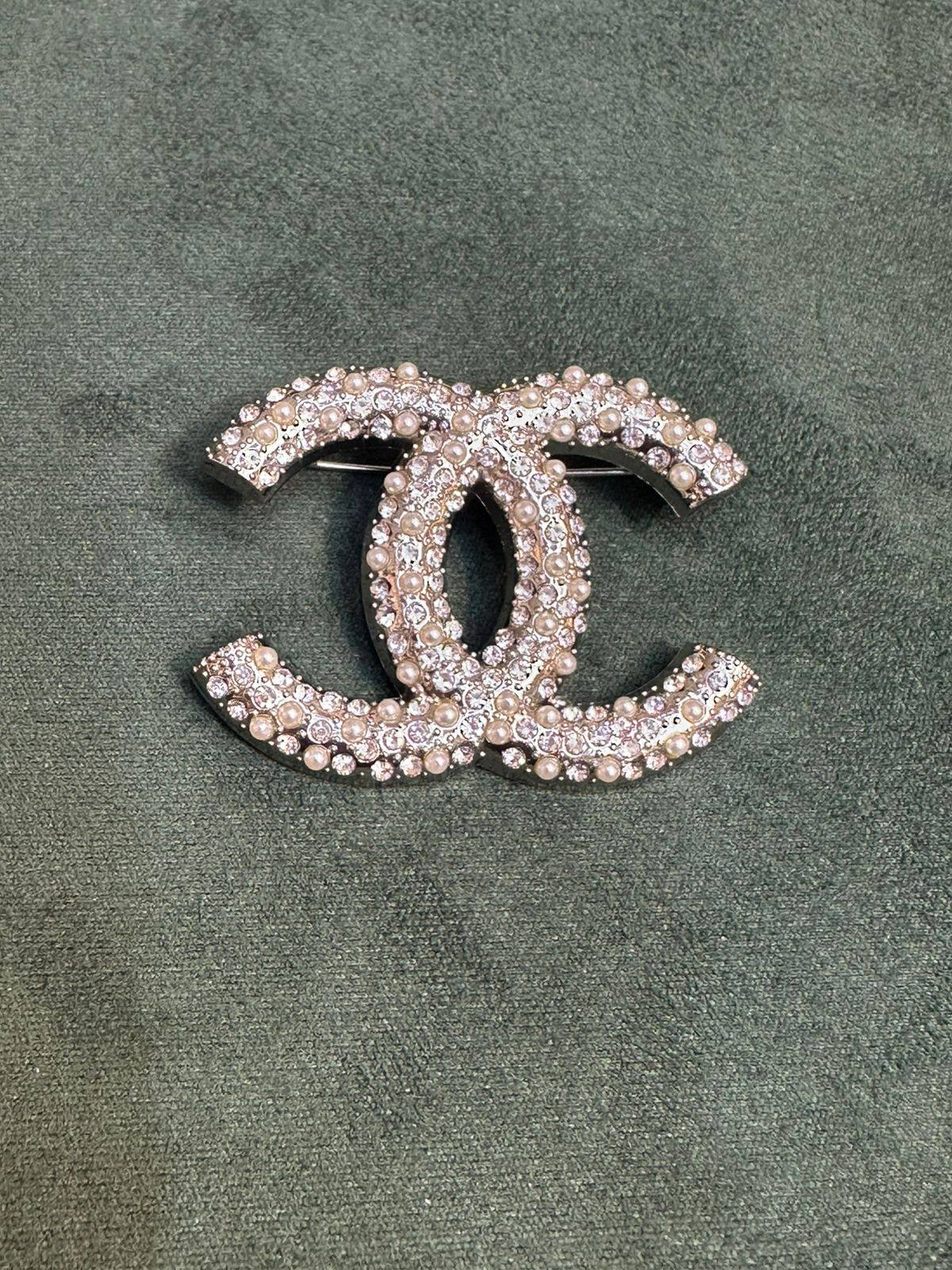 New arrival Brooches 
30 dhs❣️

Zain243
♥️♥️♥️