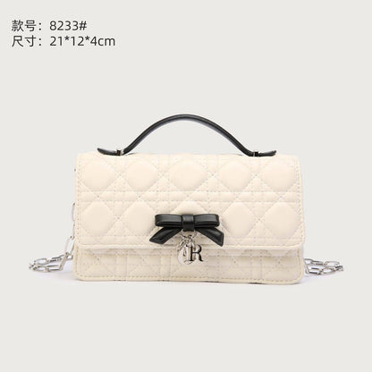 Dior  
120 dhs💓
with box 
🎁🎁🎁

Good quality 

Zain253
♥️♥️♥️