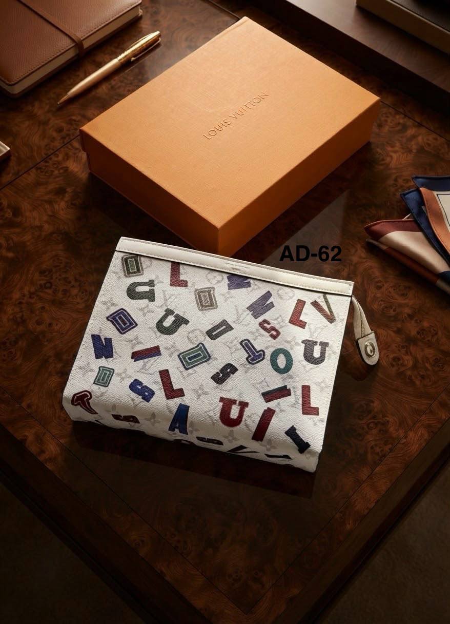 Men bags

Lv
Dior
85 dhs🇦🇪🇦🇪
Good quality 

Zain182
♥️♥️♥️