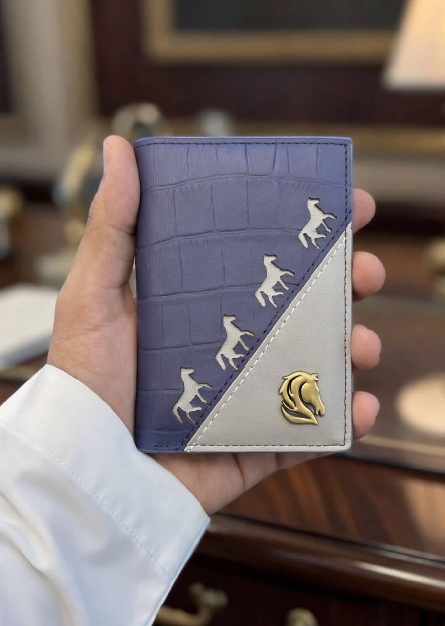 Louis Hilano 
wallet for men good quality 
90 dhs💓

Zain59
♥️♥️♥️