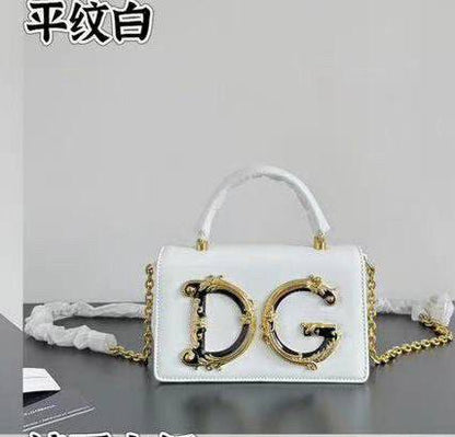 D&G
115 dhs🪙🌨️

Zain143
♥️♥️♥️