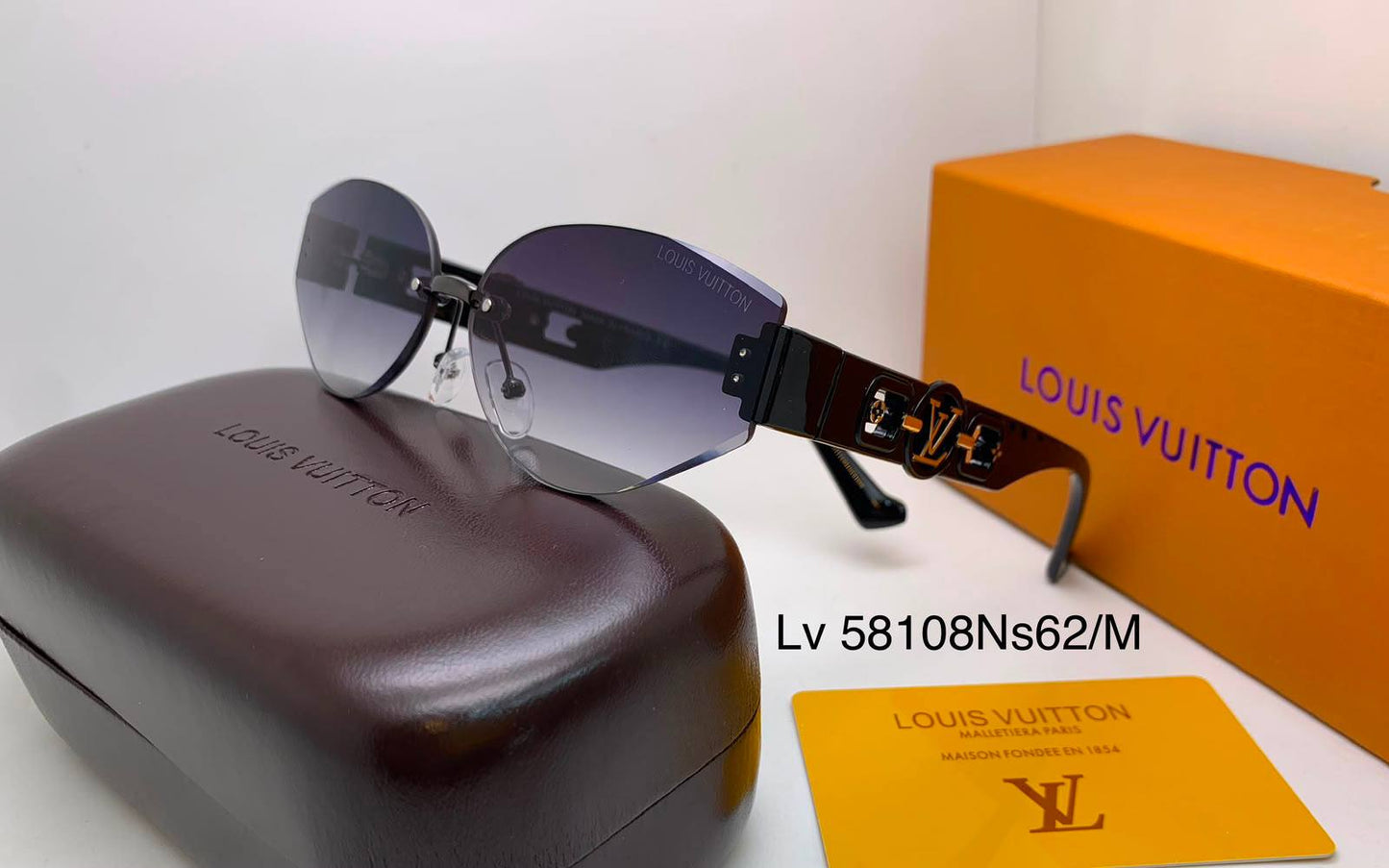LV
70 dhs🇦🇪🇦🇪

Zain126
♥️♥️♥️