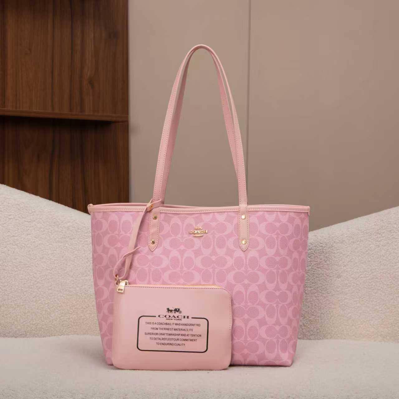 Coach
100 dhs❣️
2in1
Both sides are usable.

Zain07
♥️♥️♥️