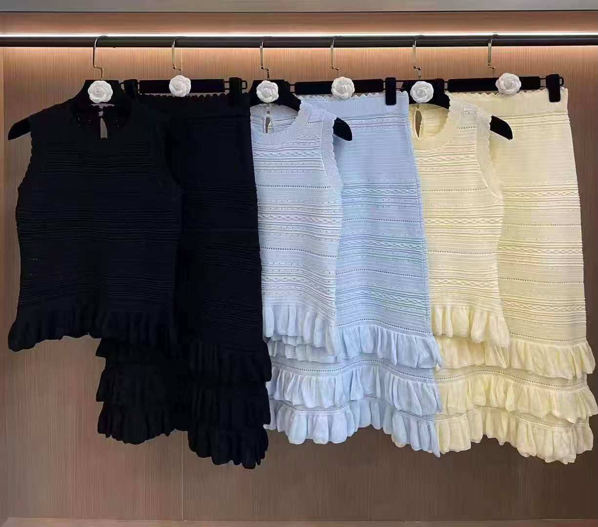 *New collections*                                                
SANDRO
*Super Master quality*
*Sizes: S M L XL* 
650 dhs🇦🇪🇦🇪

Zain308
♥️♥️♥️