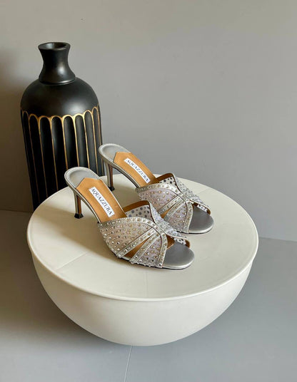 AQUAZZURA
SuperMaster Quality 💯
450 dhs✅
Size: 36-41💥

Zain171
♥️♥️♥️