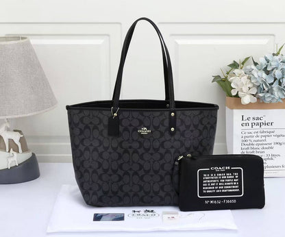COACH 
GOOD QUALITY DOUBLE  FACE  
115 dhs✅

Zain39
♥️♥️♥️