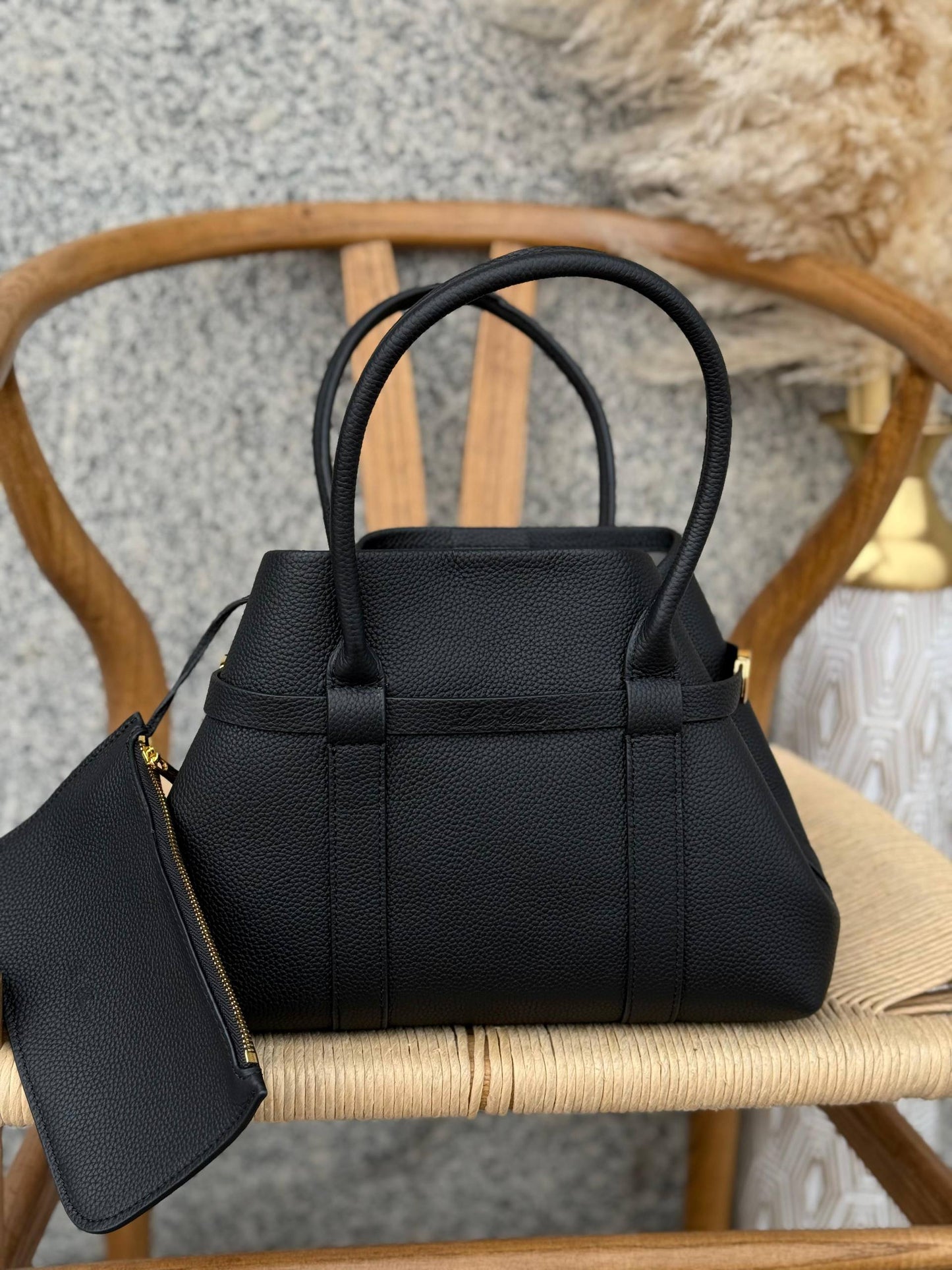 New collection✨✨✨
LORO PIANA
26cm
380 dhs🪙🌨️
Top quality

Zain167
♥️♥️♥️