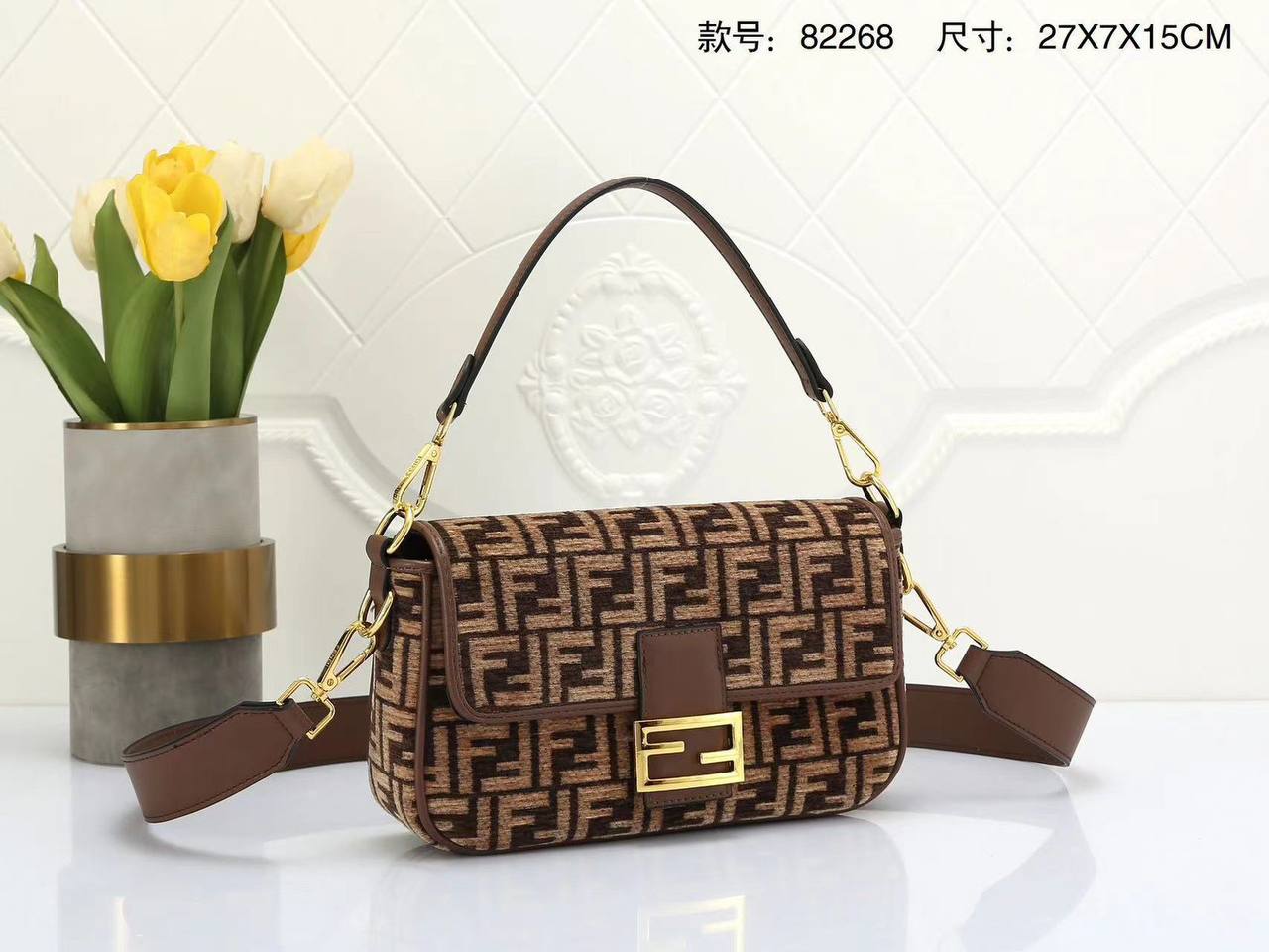 FENDI 
NEW CAME 
GOOD QUALITY 
100 dhs🇦🇪

Zain39
♥️♥️♥️