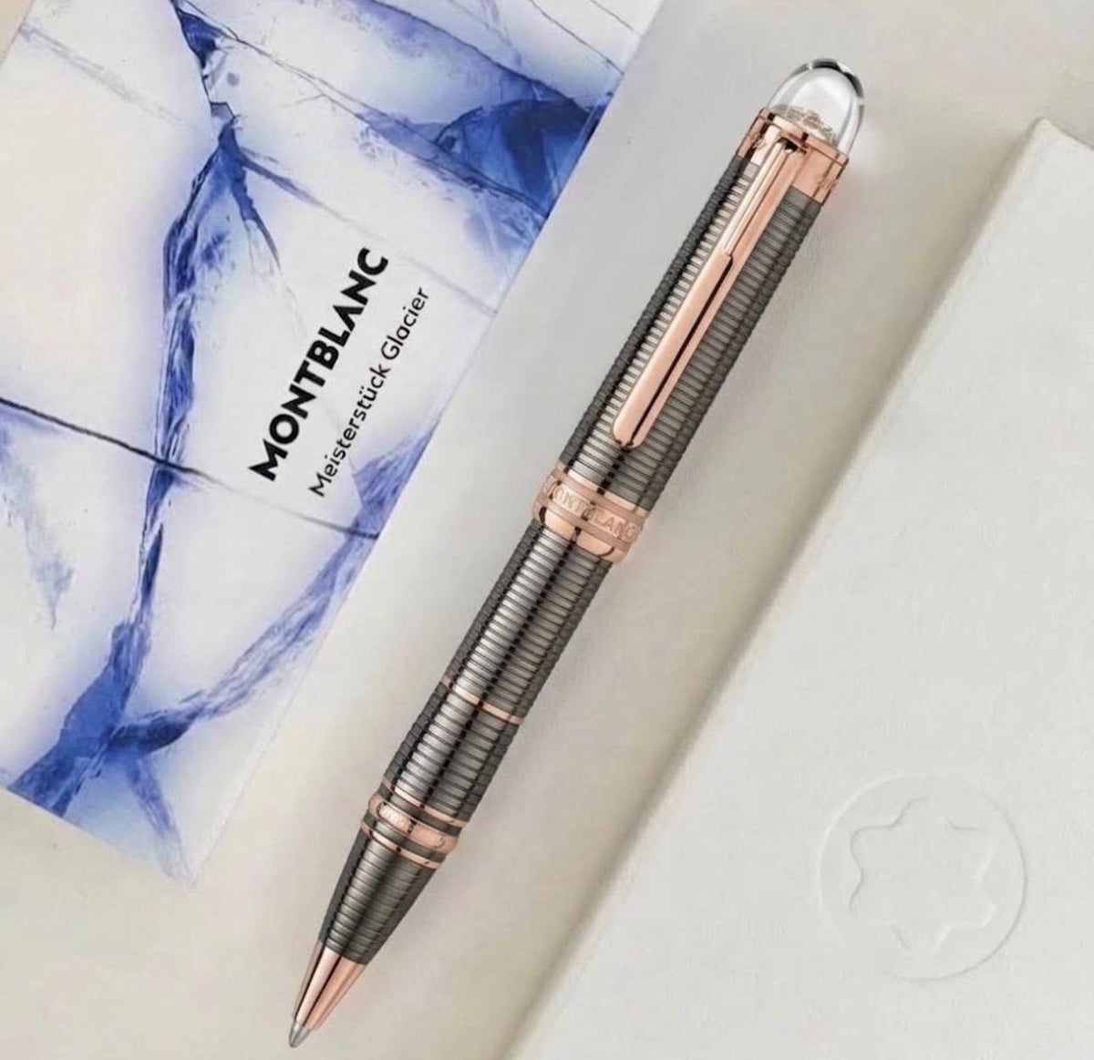 Mont Blanc 

pen master 
quality 
with original box 

95 dhs🇦🇪🇦🇪

Zain59
♥️♥️♥️