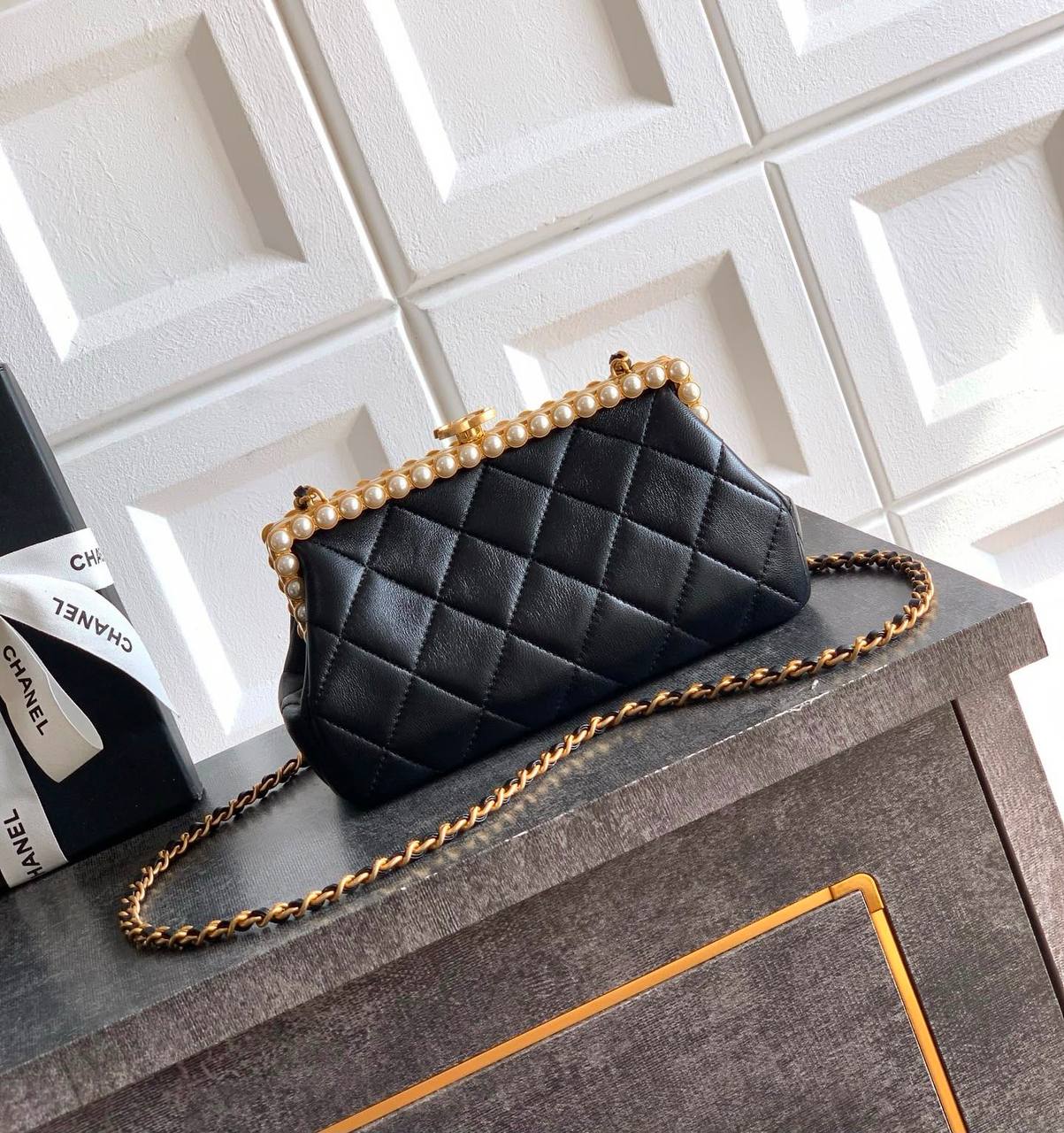 CHANEL 

COPY ONE 

NEW RESTOCK 

WITH BOX 

120 DHS…🇦🇪🇦🇪
Zain295
♥️♥️♥️