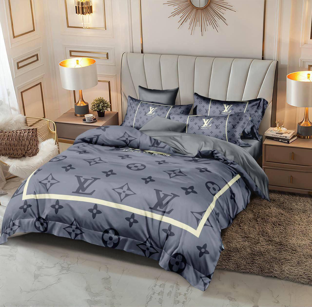 Master quality 
King size bed 
Comforter set
1 comfort  
1 bedsheets 
4 pillowcases 
6pcs set
150 dhs🇦🇪🇦🇪

Zain99
♥️♥️♥️
