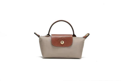 Longchamp

45 dhs🪙🌨️

size 20cm

Zain213
♥️♥️♥️