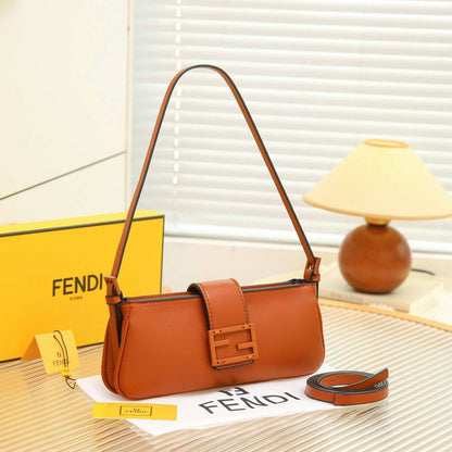FENDI 
NEW CAME 
GOOD QUALITY
 WITH BOX 
🎁🎁🎁

90 dhs✅

Zain39
♥️♥️♥️