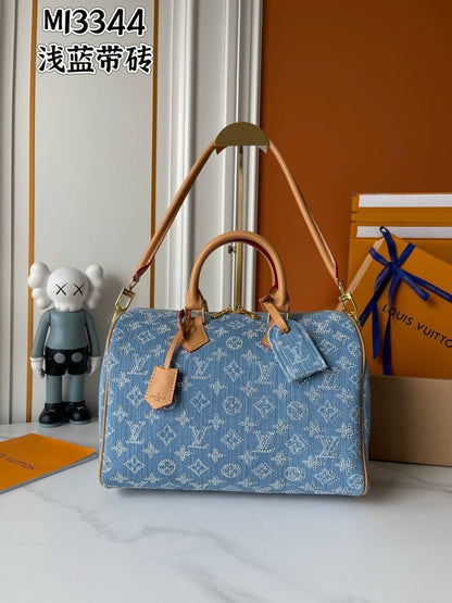 Lv Speedy
Master🌺🌺
 45cm   
320 dhs💓

Zain114
♥️♥️♥️