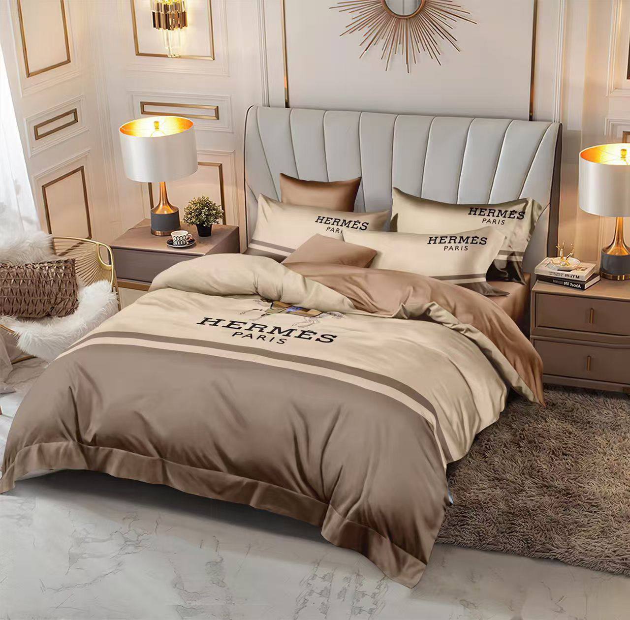 New collection 
Master quality 
Comfort set 
King size comfort 6pcs set
140 dhs❣️

Zain99
♥️♥️♥️