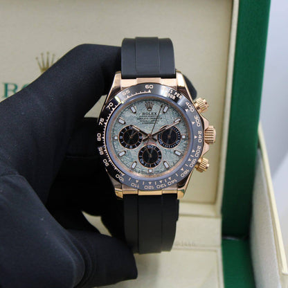 Rolex 
daytona automatic 
220 dhs🪙

Zain78
♥️♥️♥️