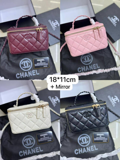 Chanel hot design

First quality +🎁

Size : 18  * 11 cm
95 dhs🇦🇪🇦🇪

 with box🎁

Zain115
♥️♥️♥️