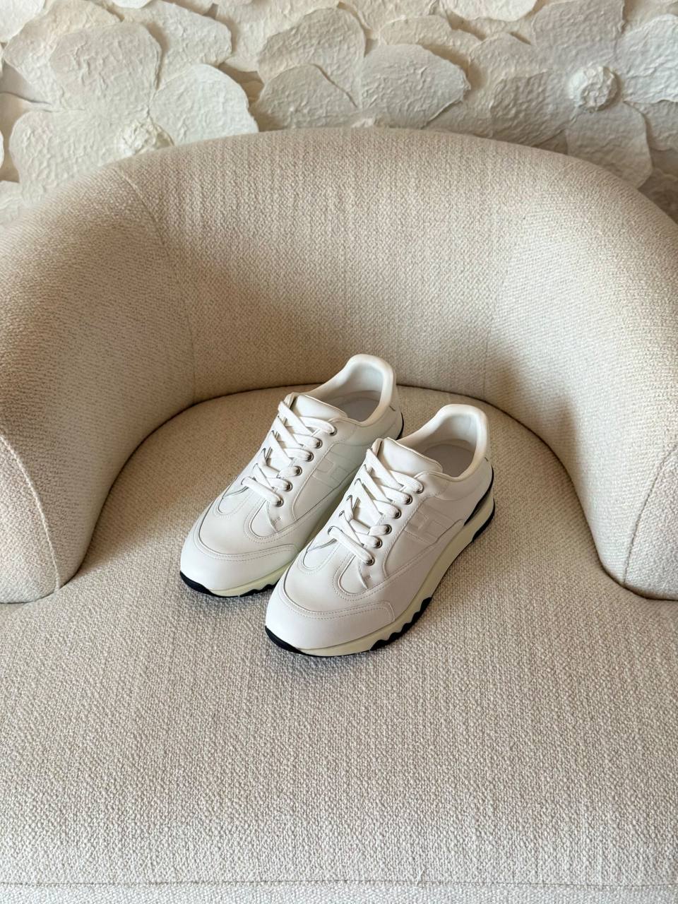 HERMES

bouncing sneaker

TOP QUALITY
size: 40 to 46

530 dhs🇦🇪🇦🇪🇦🇪
Zain185
♥️♥️♥️