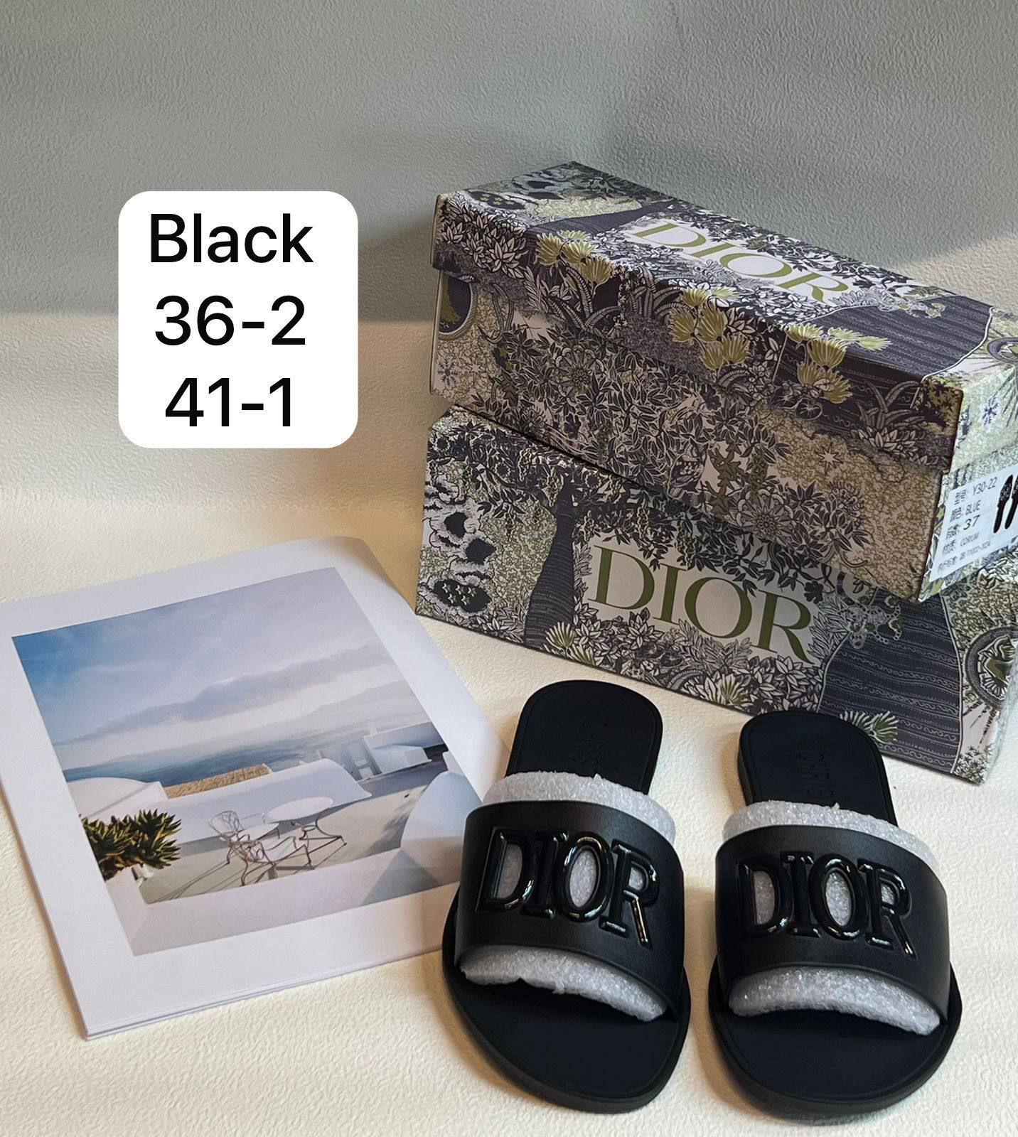 Dior
Size 36to41
75 dhs💓

Zain236
♥️♥️♥️