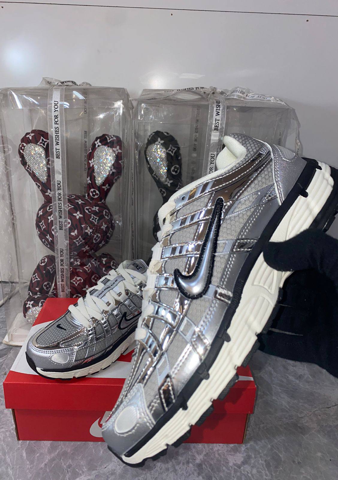 Nike P-6000 Metallic Silver
36-45 NEW ARRIVALS🤩
230 dhs✅

Zain242
♥️♥️♥️