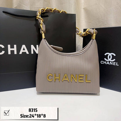 Chanel

100 dhs❣️
with box
🎁🎁🎁

Zain46
♥️♥️♥️