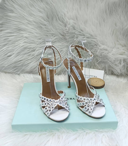 Aquazzura 
360 dhs🌺
Size 36-42

Zain119
♥️♥️♥️