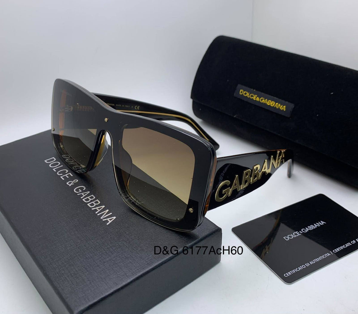 Ladies sunglasses 

master quality 
200 dhs🇦🇪🇦🇪

Zain126
♥️♥️♥️