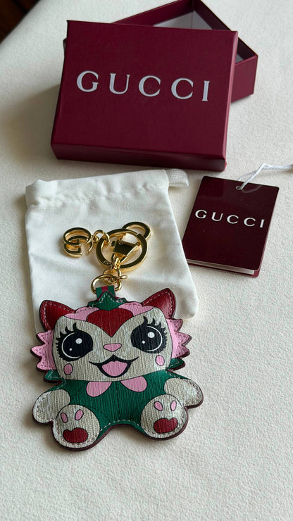 GUCCI CHARMS
Super master quality 
*with complete packing*🎁

320 dhs✅

Zain280
♥️♥️♥️