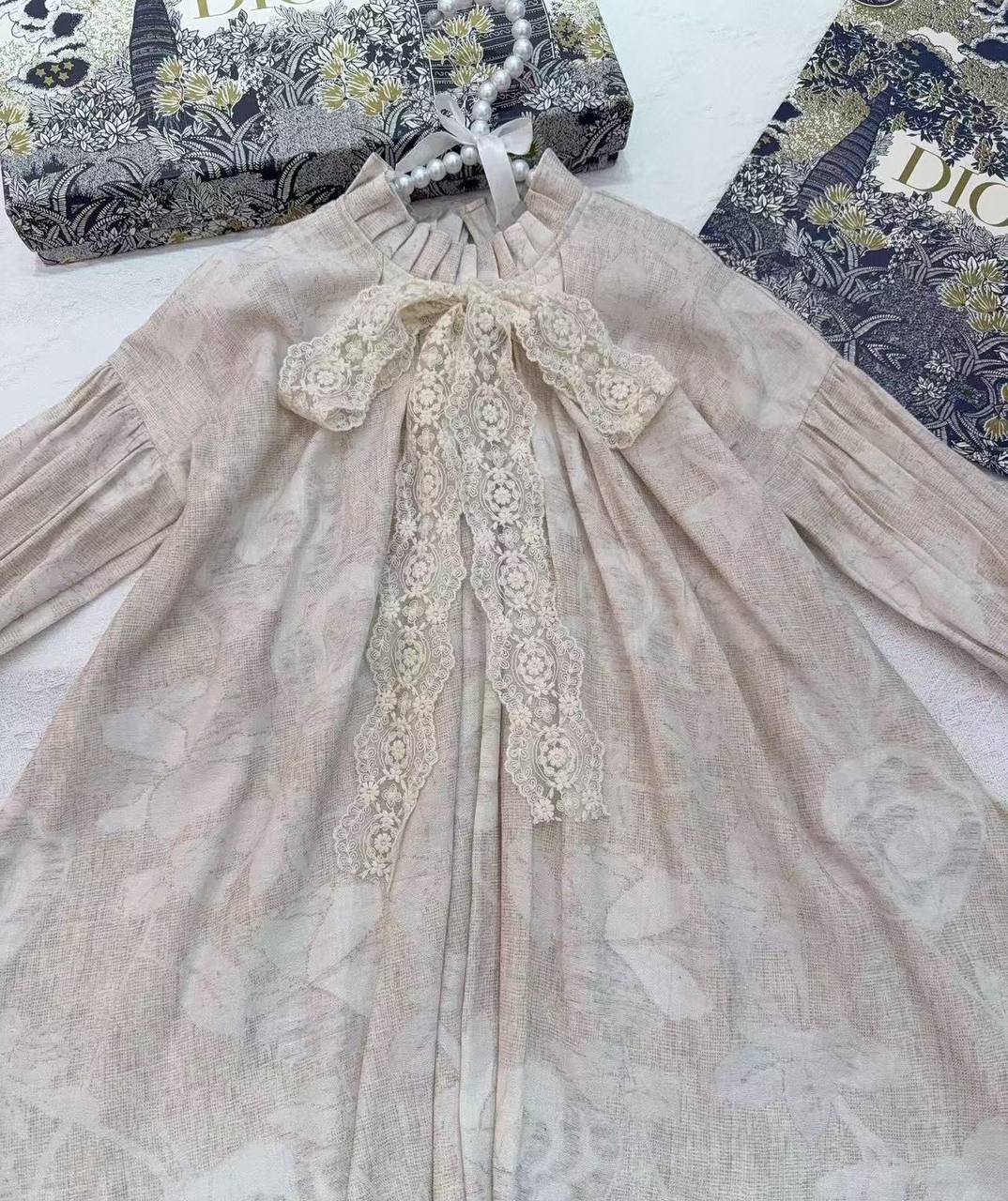 Dior 
1.5y-5y 140 dhs🪙🌨️
6-13y 150 dhs🪙🌨️

Zain151
♥️♥️♥️