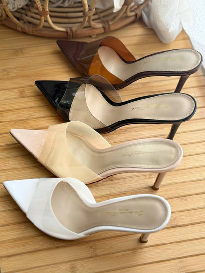 Gianvito Rossi
Super Master
𝗦𝗶𝘇𝗲 𝟯𝟲 𝘁𝗼𝗼 𝟰𝟭 
450 dhs💛

Zain303
♥️♥️♥️