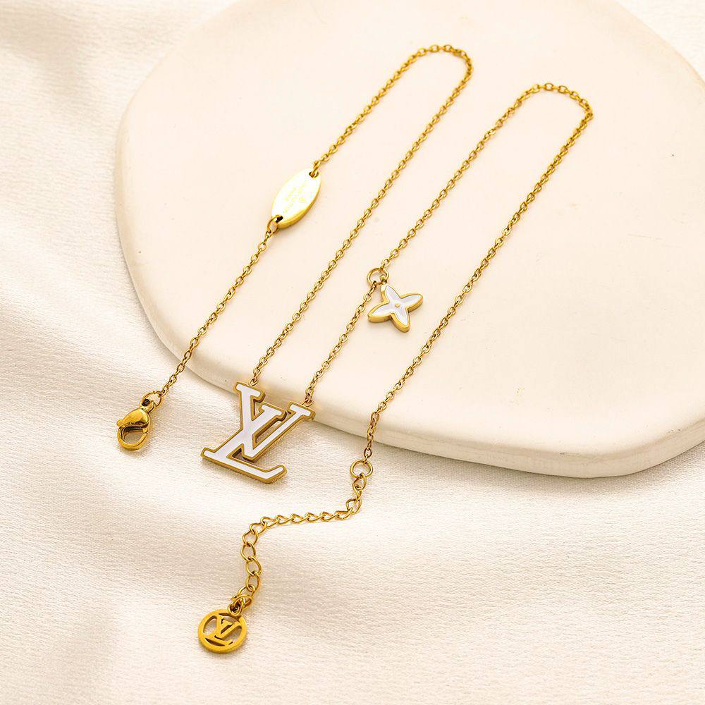 New arrival LV stainless steel with 18k gold plated necklace 
Offer price 
30 dhs🪙💚 / pc without box 
40 dhs🪙💚 / pc with LV box and paperbag

Zain243
♥️♥️♥️