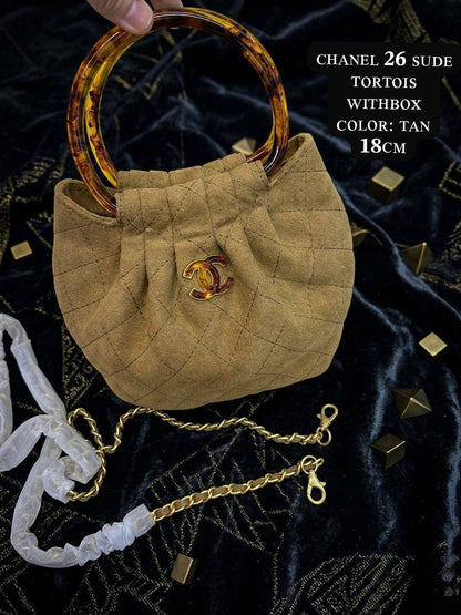 Chanel 26 sᴜᴇᴅᴇ ʙᴀɢ
ᴍɪɴɪ ᴘᴏᴜᴄʜ ᴛᴏᴘ ʜᴀɴᴅʟᴇ
 ᴘʟᴇxɪɢʟᴀss ᴛᴏʀᴛᴏɪsᴇ 
ᴡɪᴛʜ ɢᴏʟᴅ ᴄʜᴀɪɴ
ᴡɪᴛʜʙᴏx
🎁🎁🎁

sᴜᴇᴅᴇ ʟᴇᴀᴛʜᴇʀ 

sɪᴢᴇ:18ᴄᴍ
90 dhs✅

Zain56
♥️♥️♥️