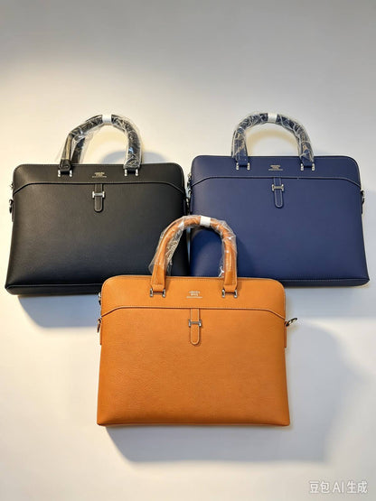 New arrived 

LAPTOP 💻 bags

110 dhs🇦🇪🇦🇪🇦🇪

Size 38cm

Zain200
♥️♥️♥️