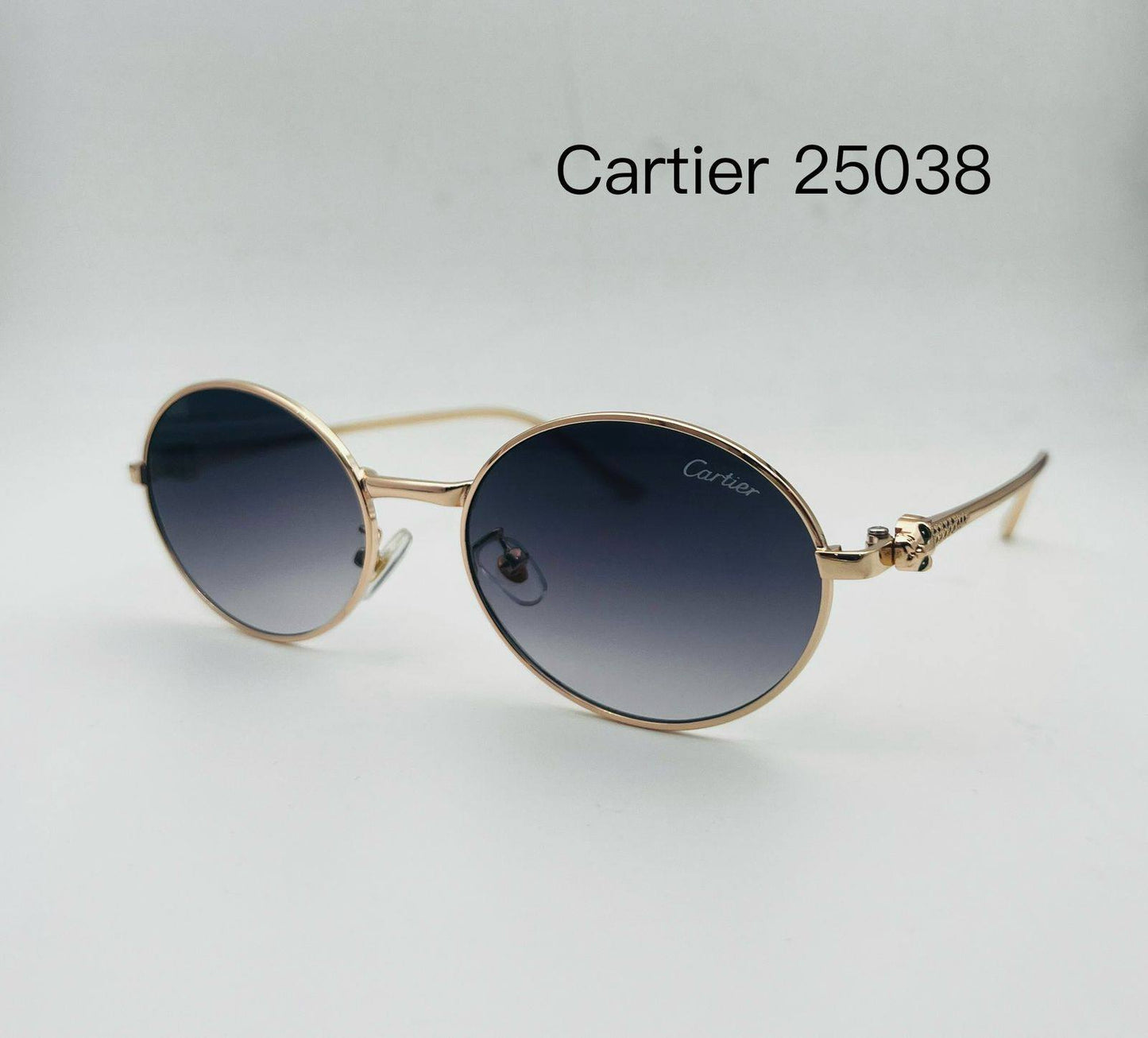 Sunglasses 🕶️ 
Good quality 💯 
Master box 🗃️ 
50 dhs💓

Zain273
♥️♥️♥️