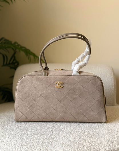 Chanel

For Price 👇 WhatsApp✅
0568585901 
0507557372
0552275751 Owner Zain 👌

Zain246
♥️♥️♥️