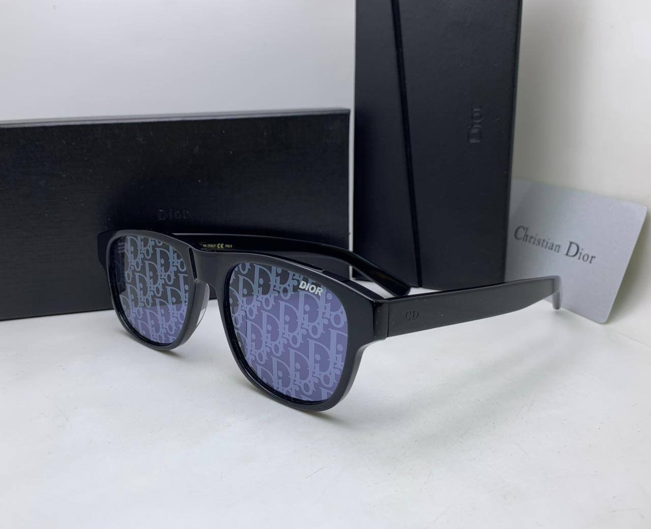Sunglasses 
master quality 
180 dhs🌺

Zain126
♥️♥️♥️