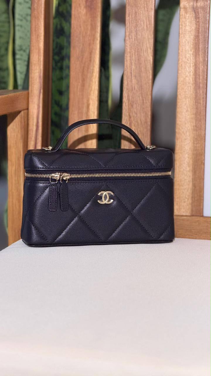 Bags
Super Master Quality ⚡️
Original Packing 🎁
Size 20&25 CM📏
For Price 👇 WhatsApp✅
0568585901 
0507557372
0552275751 Owner Zain 👌

Zain321
♥️♥️♥️