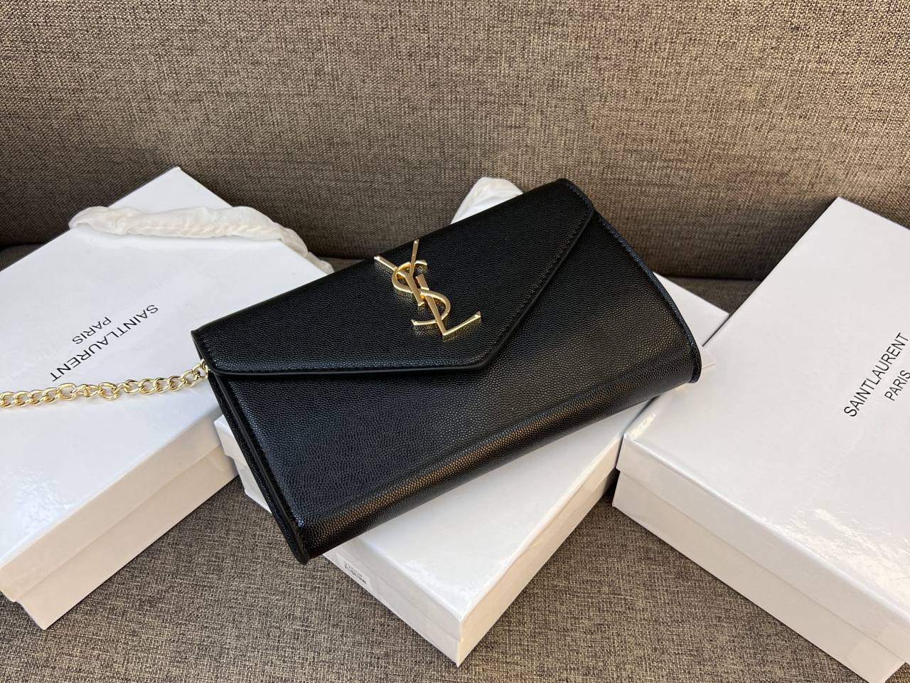 Bags
95 dhs🇦🇪🇦🇪
high quality With box23cm

Zain26
♥️♥️♥️