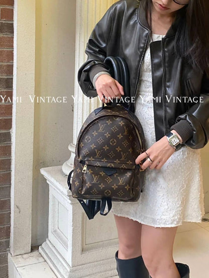 LV
 BACKPACK COPY ONE  SMALL SIZE SPECIAL OFFER ONLY 
150 dhs💓

Zain295
♥️♥️♥️